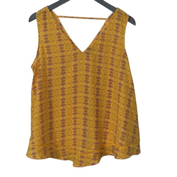 FINAL PRICE a.n.a Women's Mustard Yellow Sleeveless Peplum Top NWOT Large - Picture 1 of 7